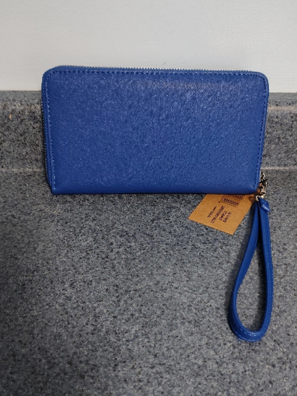 Steve Madden Cobalt Textured Zip Wristlet NWT - Picture 5 of 6